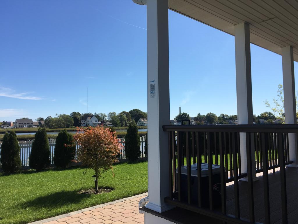 Family Rooms In Salem Boston Согъс Екстериор снимка